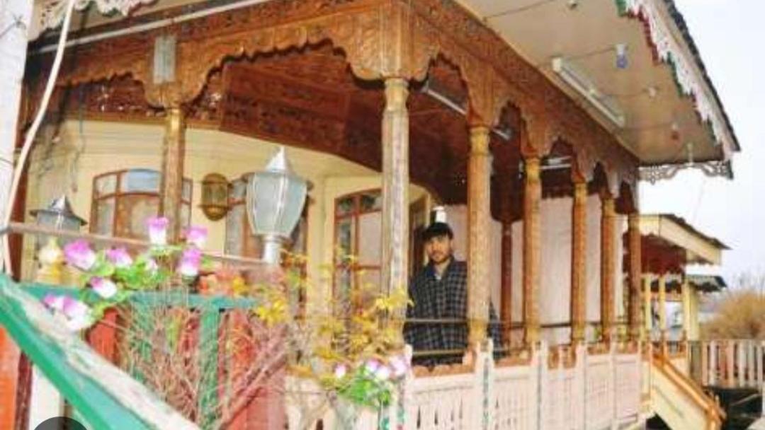 New Minar Group Of Houseboats Hotell Srīnagar Exteriör bild